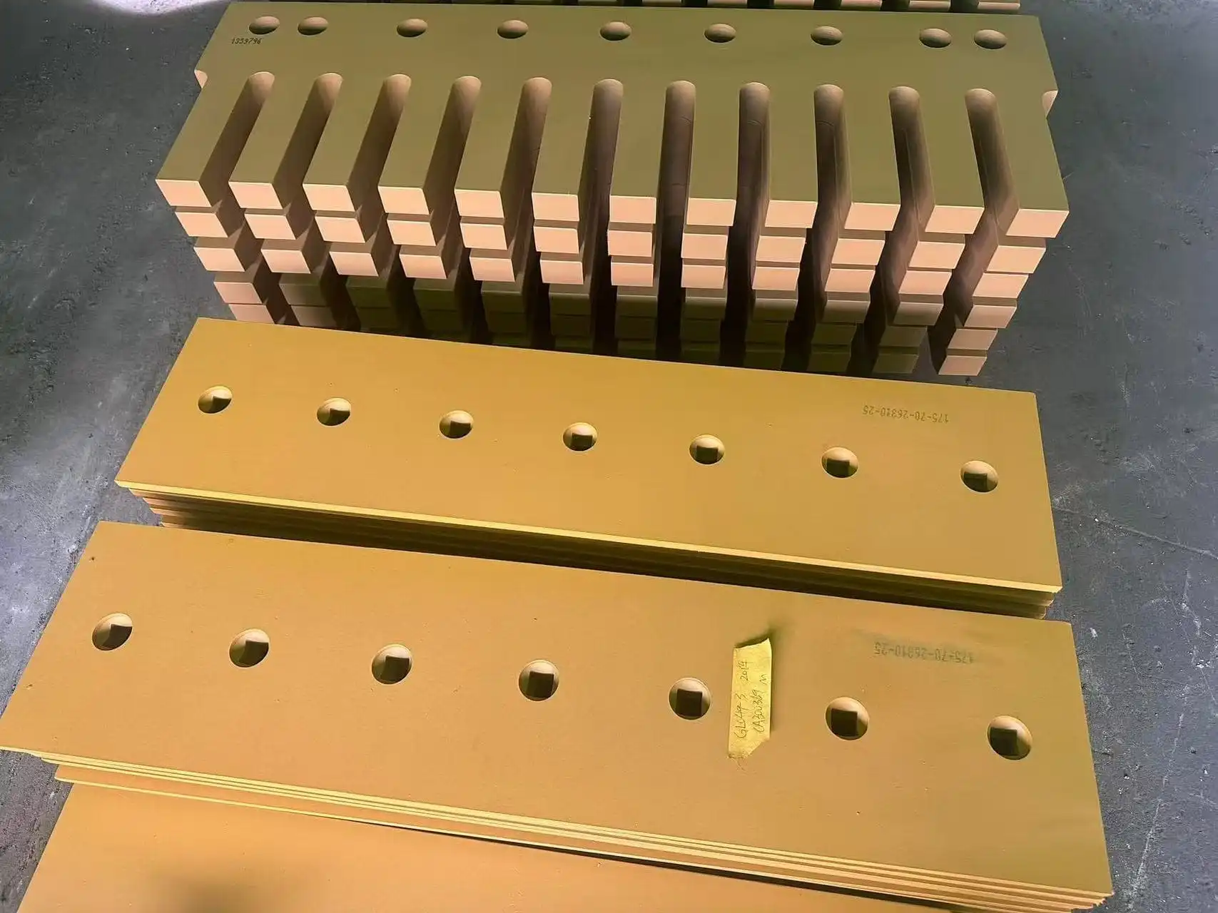 How Does the Dozer Bit-End 17M-71-21940 Improve Cutting and Penetration Efficiency?