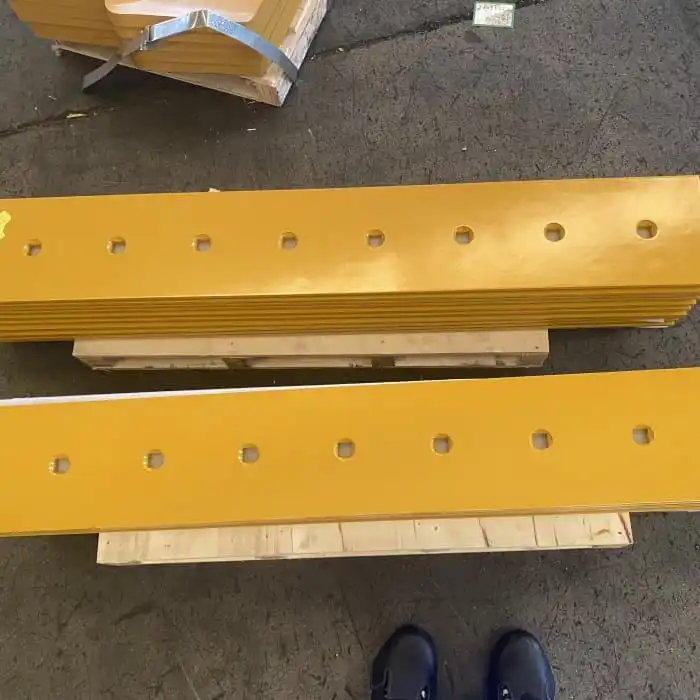 What Benefits Do You Get with the Dozer Edge-Cutting 4T8375's High Carbon Steel?