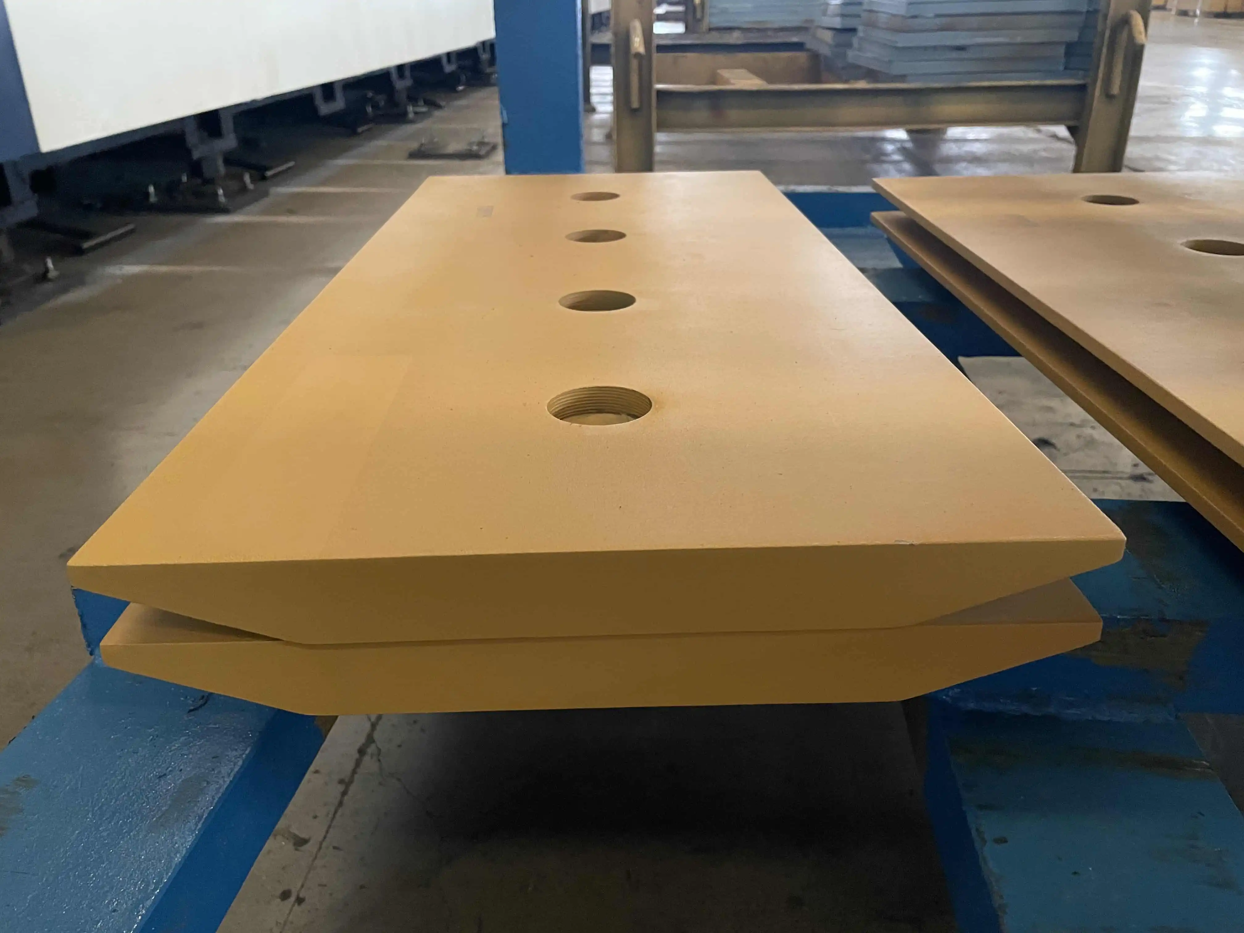 How Does Precision Engineering Enhance the Performance of the Grader Blade 7T1645?