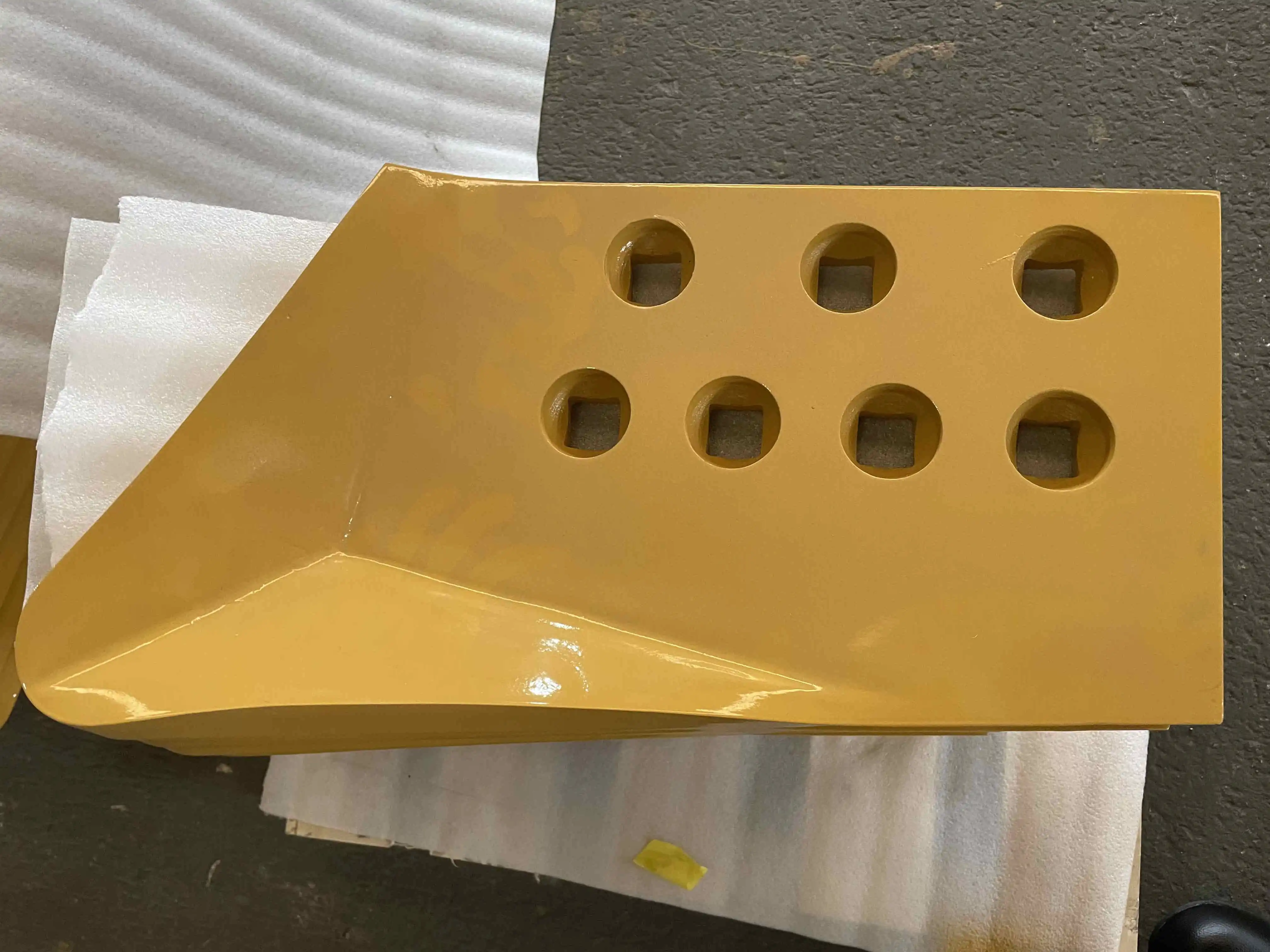How to replace a 9W6198 bit-end on a dozer blade?